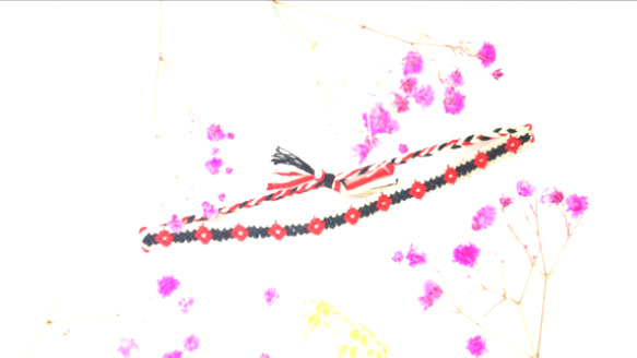 お花の模様のミサンガ(手首用）です。(^-^) 10枚目の画像