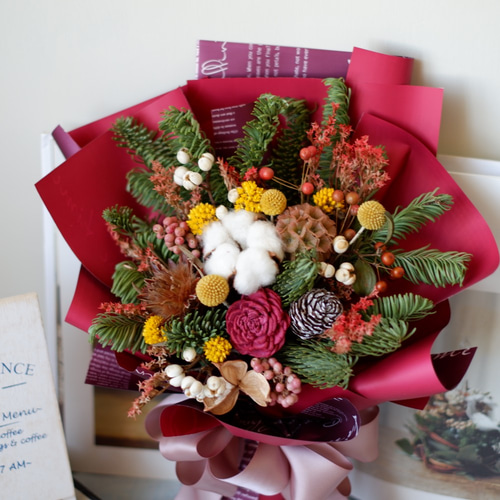 続ける|クラシッククリスマスノブゾンドライフラワークリスマスブーケ