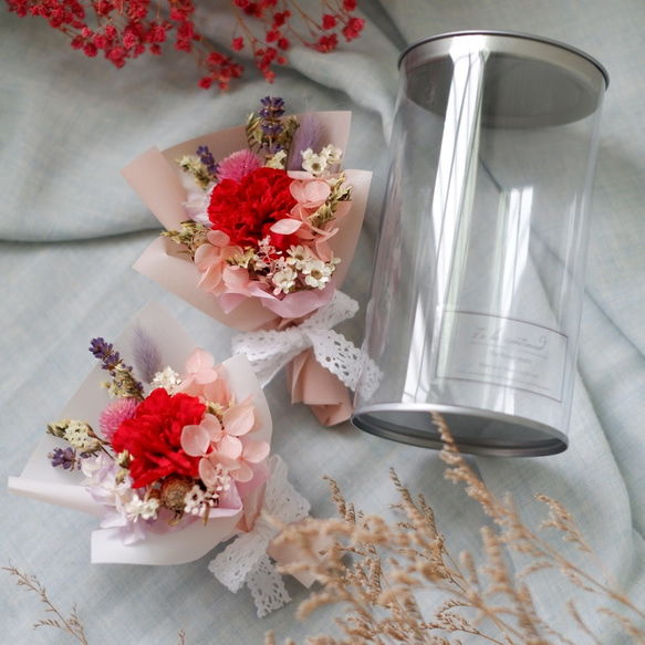 未完待續 | 不凋康乃馨 乾燥花 母親節花束 小花罐 (兩色) 現貨+預購 第6張的照片
