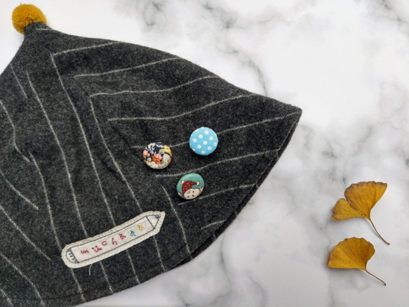 snow Brooch cloth button. Fabric Badge . Cloth Button Pack 4枚目の画像