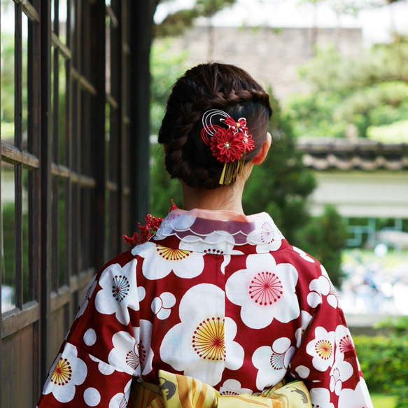 KOKONOE 【朱華】日式和風布花 / つまみ細工 水引 蝶 菊 垂墜 花簪 第1張的照片