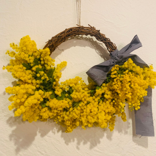 ミモザリース リース マルタししゅう 通販 11445332｜Creema(クリーマ)