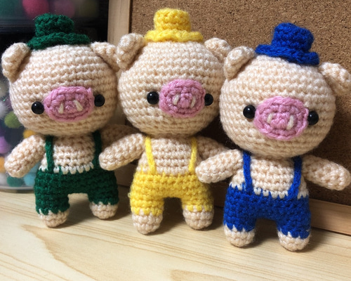 d*3様 再出品◎ ビールくんの編みぐるみキーホルダー d*3様 再出品◎ ビールくんの編みぐるみキーホルダー あみぐるみ