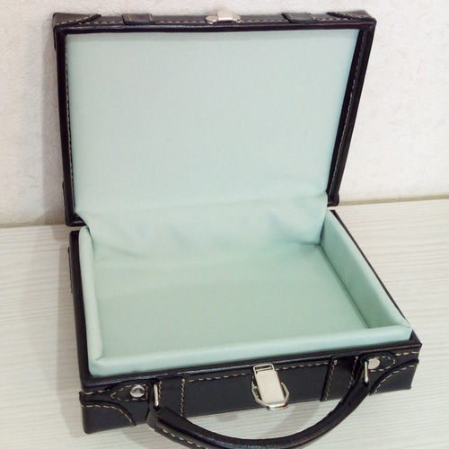 かわいい レザートランクケース(黒) (受注生産) その他ケース 工房マル  