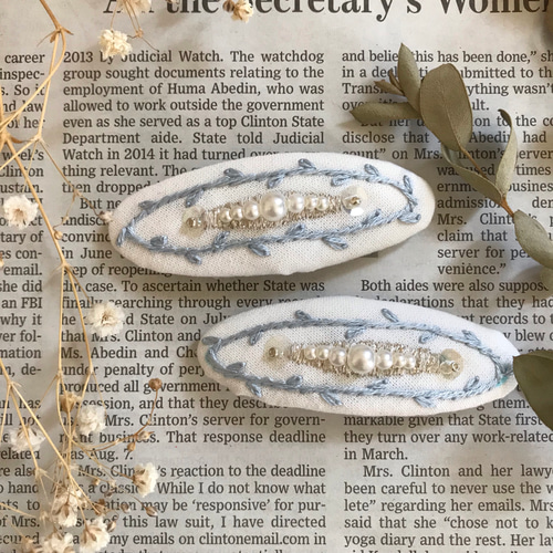 ビーズ刺繍パッチンどめ 宝石箱シリーズfor girls くすみブルー