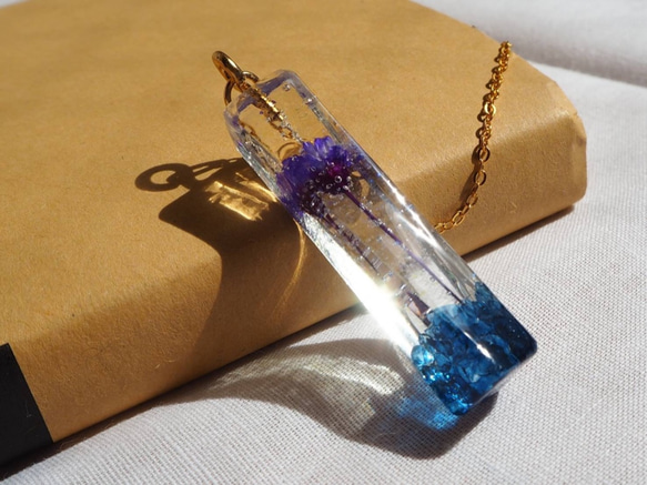 氷柱の花〜青〜/ブックマーカー/レジン しおり・ブックマーク