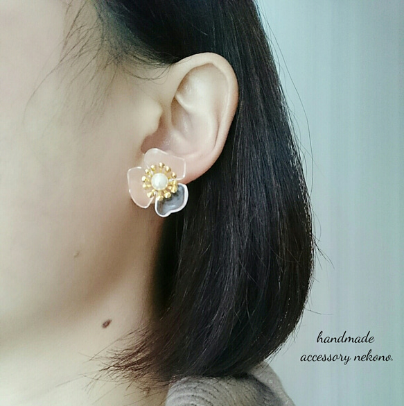 再販♡clear flower pearl ピアス 2枚目の画像