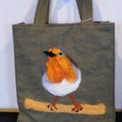 手提げバッグ　世界の鳥　(羊毛刺繍入り) 1枚目の画像