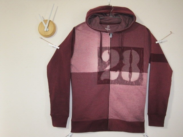 1点　パッチパーカー　ゼッケン【28】　パイル/ワイン/フード/ストレッチ/ブリーチ/プレゼント/カワイイ