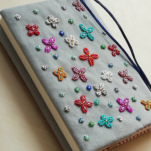 ちょす　オーダー　手刺繍　礼拝用書　カバー　ローズ　フラワー　イニシャル ちょす様専用 オーダー 手刺繍 礼拝用書 カバー ローズ フラワー