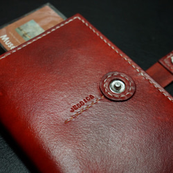 【TL】紅色真皮護照套，輕薄，可放兩張卡片，也可夾機票│專屬製作──免費打印 第7張的照片