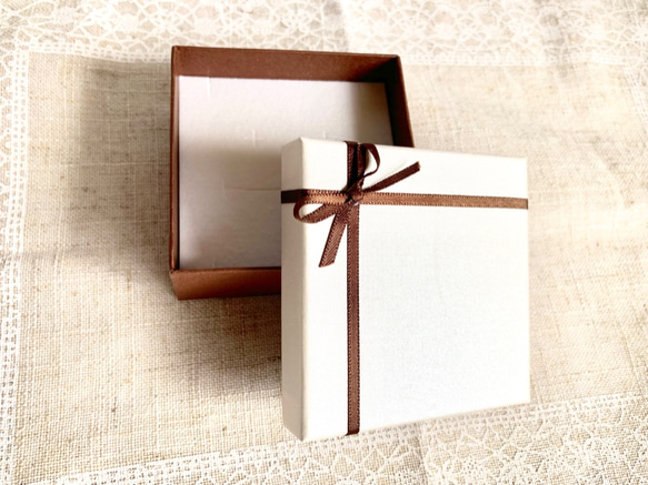 星とコットンパール、ビジューのバレッタ 6枚目の画像