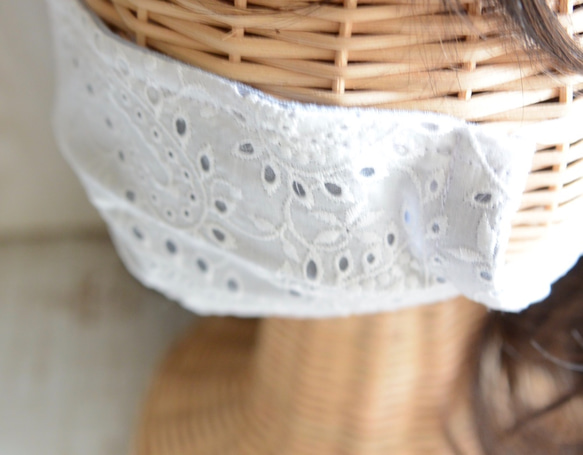 再販/涼やか涼感加工生地でフィット感抜群の布マスク　（白刺繍とブルーグレー）[送料無料] 5枚目の画像