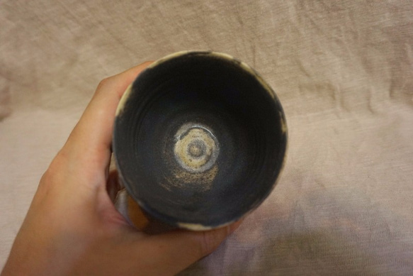 手工陶器／黑色流釉小杯 第2張的照片