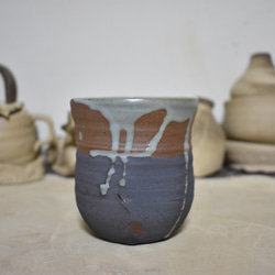 窯+錆びた釉|茶碗 1枚目の画像