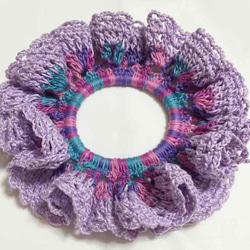 ハンドメイドキッズサイズのレース編みシュシュ⭐︎乙女グラデーション