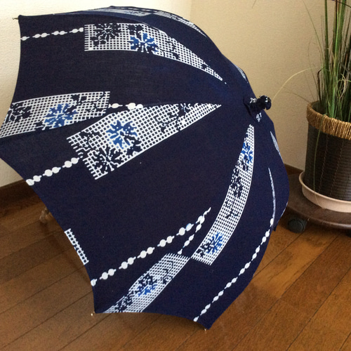 襤褸日傘★藍染古布★ハンドメイド 襤褸日傘☆藍染古布☆ハンドメイド 青藍工房 藍染日傘 臈纈染