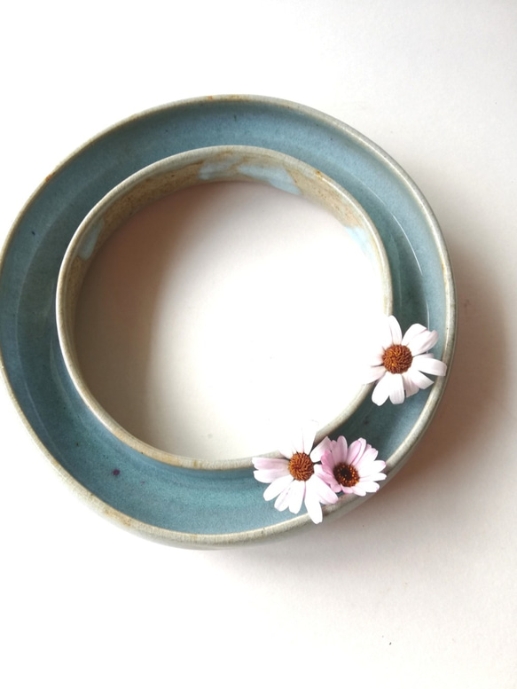松灰釉ドーナツ型花器 一輪挿し・花瓶・花器 うつわの行方のき