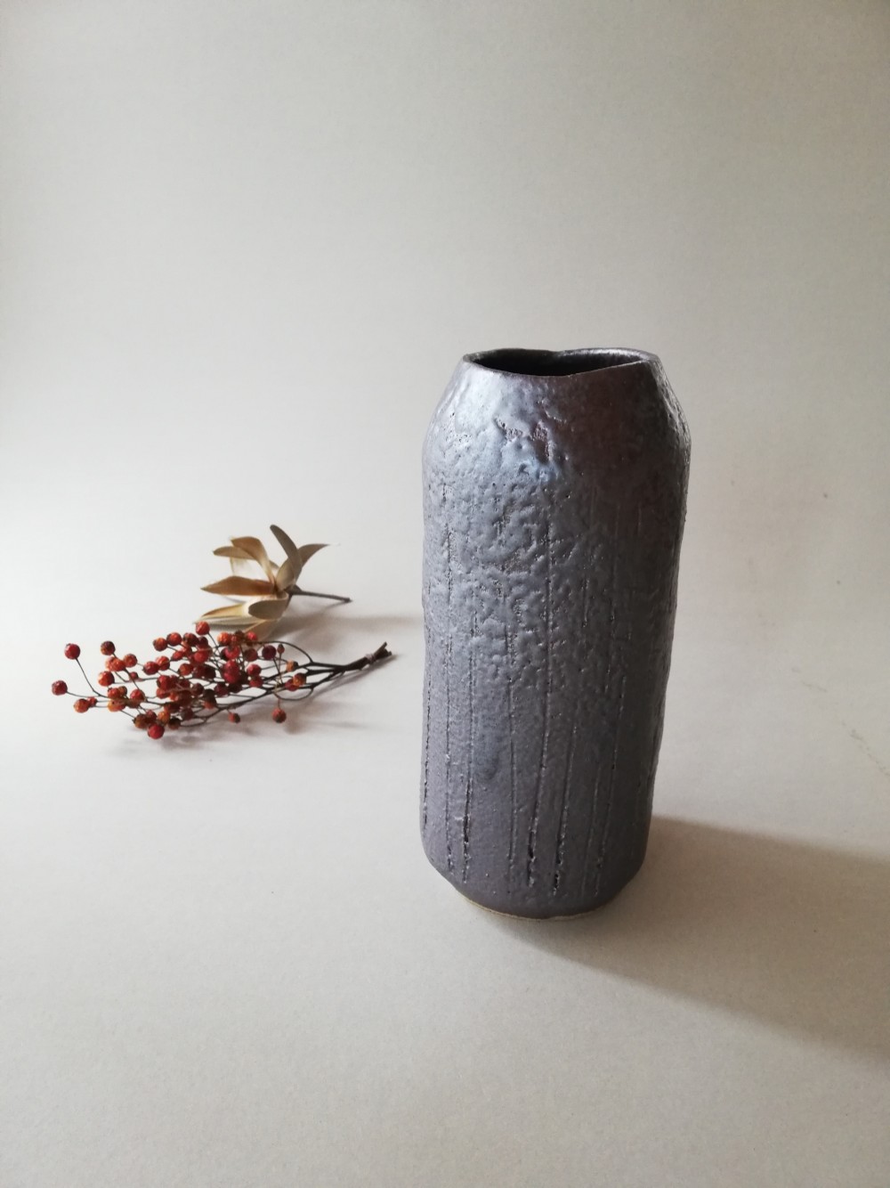 鉄釉花入 一輪挿し・花瓶・花器 うつわの行方のきやこ 通販