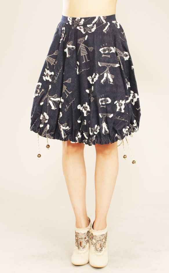 プードルちゃん刺繍のデニムバルーンスカート 1枚目の画像