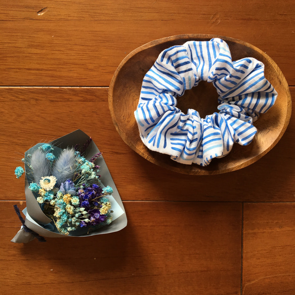 海柏手作 | 藍色水彩線條甜甜圈髮圈 第1張的照片