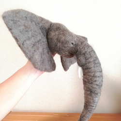 【creema 限定】羊毛フェルト 象(頭部)の壁掛け 4枚目の画像