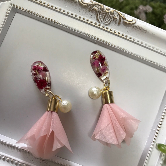 かすみ草フラワータッセルピアス（pink） 2枚目の画像