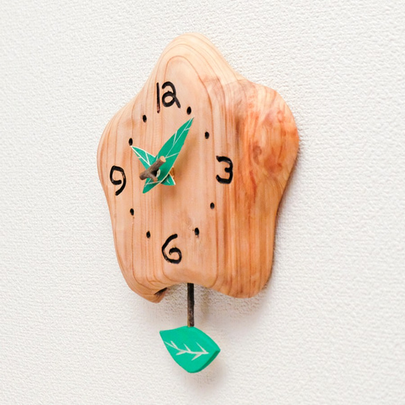 木の手作り振り子掛時計 3枚目の画像