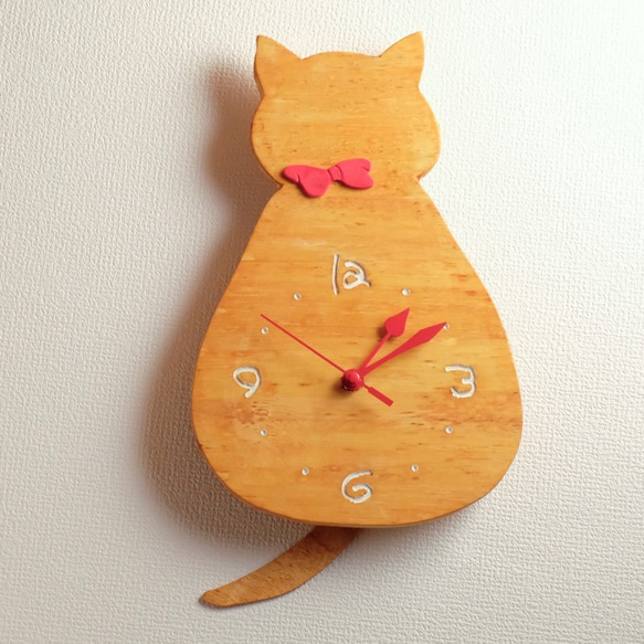 猫の振り子掛け時計 1枚目の画像
