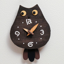 フクロウの掛け時計 1枚目の画像