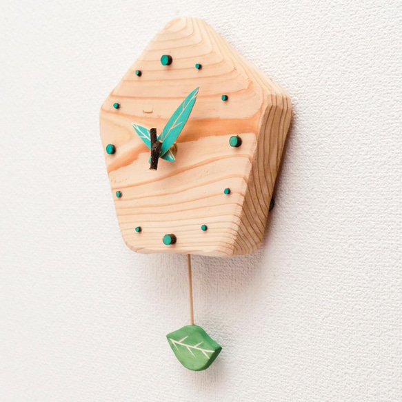 木の手作り振り子掛時計 3枚目の画像