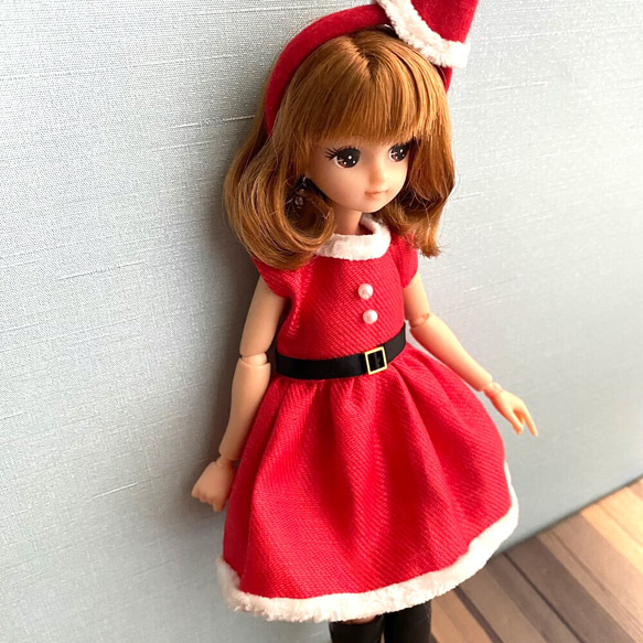 クリスマス　リカちゃん　サンタワンピ&サンタ帽子カチューシャ 4枚目の画像