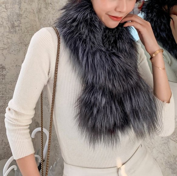 ¶ new antique fur ¶ シルバーフォックススリット入り編み込みマフラー 3枚目の画像