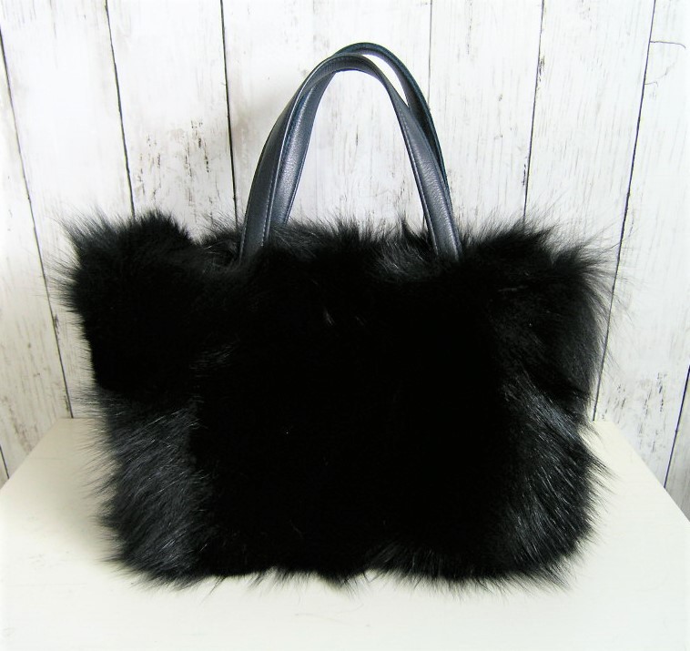 ¶ new antique fur ¶ ★受注生産★ブラックフォックスファー長方形底バッグ（レザーハンドル）