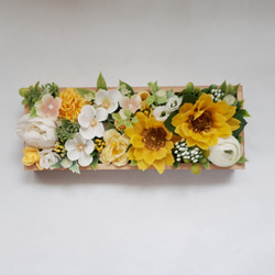 ひまわり・紫陽花・ラナンキュラスのＢＯＸフラワーアレンジメント(長方形) 5枚目の画像