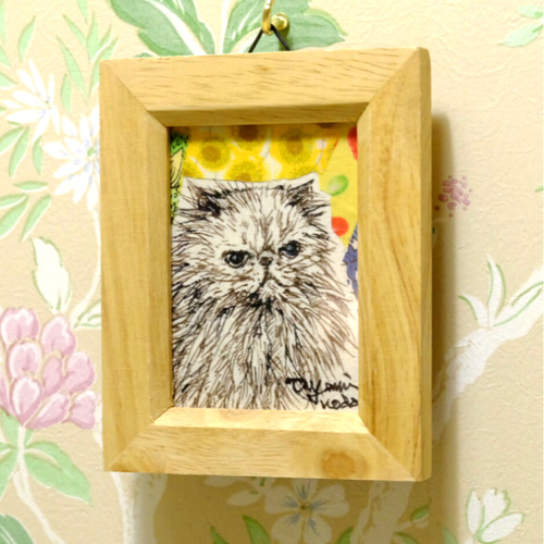 和紙　コラージュ　猫　作品 冬の新作『Persian cat』和紙ペン画にリバティプリント