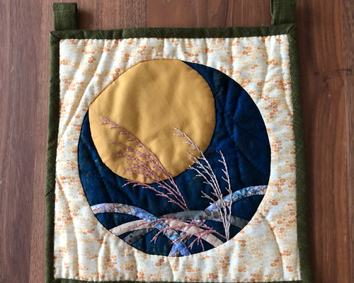 よっこ♪パッチワークキルトタペストリー♪54×44 よっこ様専用♪パッチワークキルトタペストリー♪54×44 - メルカリ