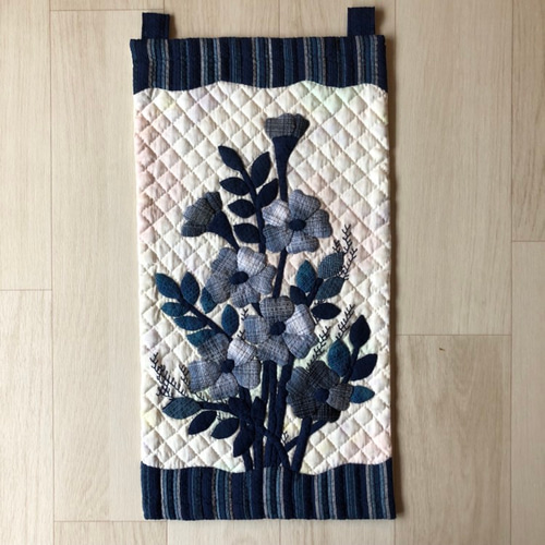 お花のタペストリー