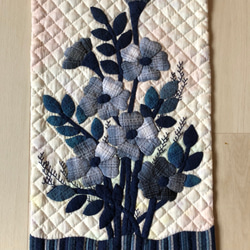 しじら織のお花のタペストリー 2枚目の画像