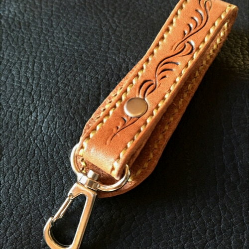レザーカービングキーホルダー キーリング 革工房 Carpe diem レザーカービングキーホルダー キーリング 革工房 Carpe diem