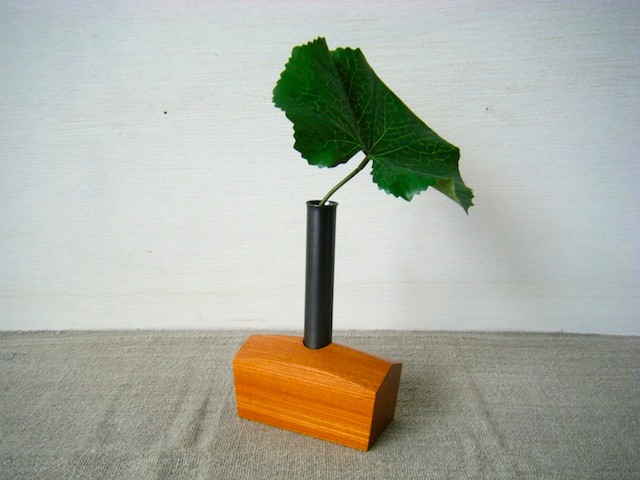 一輪挿し（小さな家シリーズ/切妻）