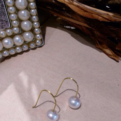 單顆天然珍珠耳環 第2張的照片