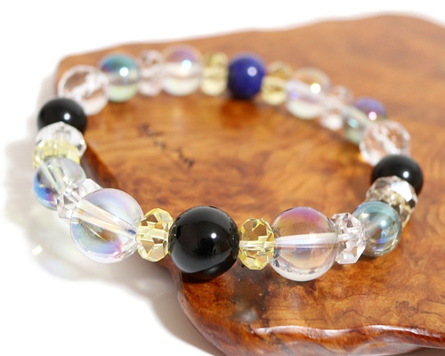 0_902278226161b721f16870b04434