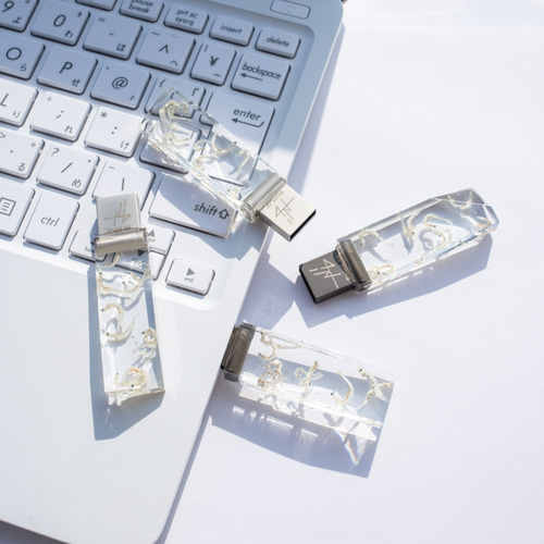 透明USBメモリ【ちりめんパラダイス】(32,64GB) その他雑貨 ニケルxp