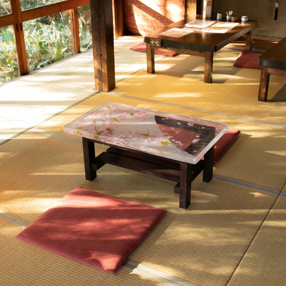 桜のレジンテーブルVol.1「桜吹雪」（ローテーブル） 5枚目の画像