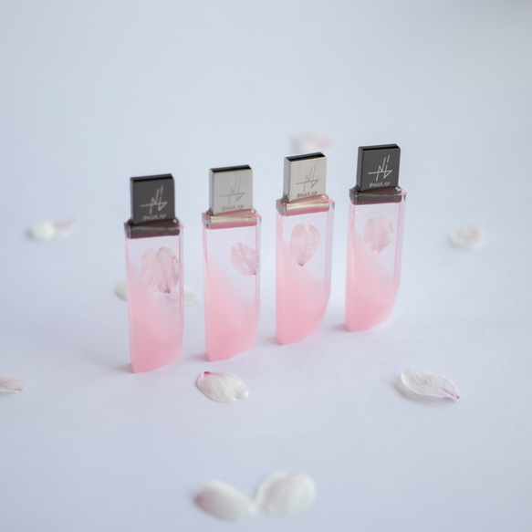 春の透明USBメモリ【桜色メモリーズMk.Ⅱ】(32,64GB) 2025年開花東京産ソメイヨシノを使用 11枚目の画像