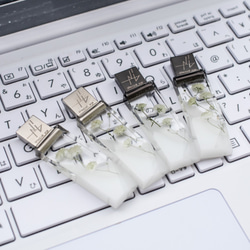 カスミソウの透明USBメモリ【カスミソウPureWhite】(32,64GB) 10枚目の画像