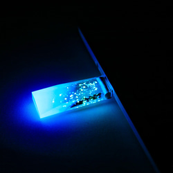 蓄光透明USBメモリVol.2【Midnight Ocean】(32,64GB) 7枚目の画像