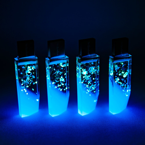 蓄光透明USBメモリVol.2【Midnight Ocean】(64,128GB) 8枚目の画像