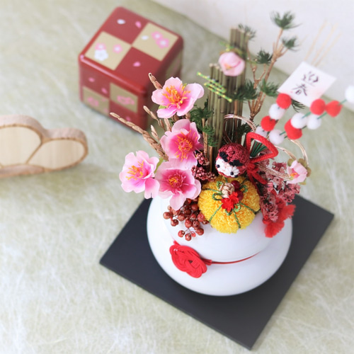 新作☆お正月飾り【かがみ庵】だるま入り LLサイズ 真っ赤な南天の実